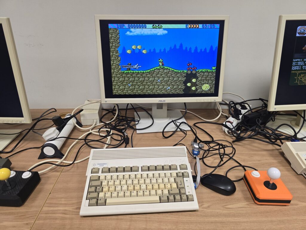 Amiga 600